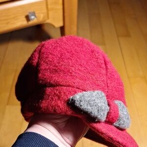 Bordoni Red Wool Hat with Gray Bow Made In Italy